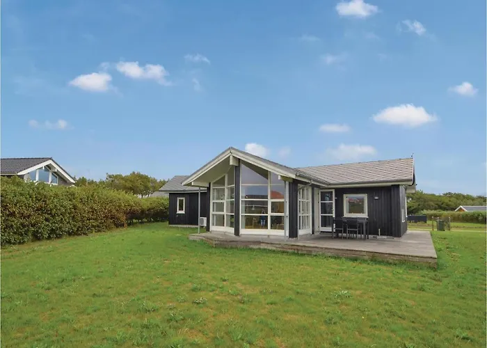 Three-bedroom In Сasa de vacaciones